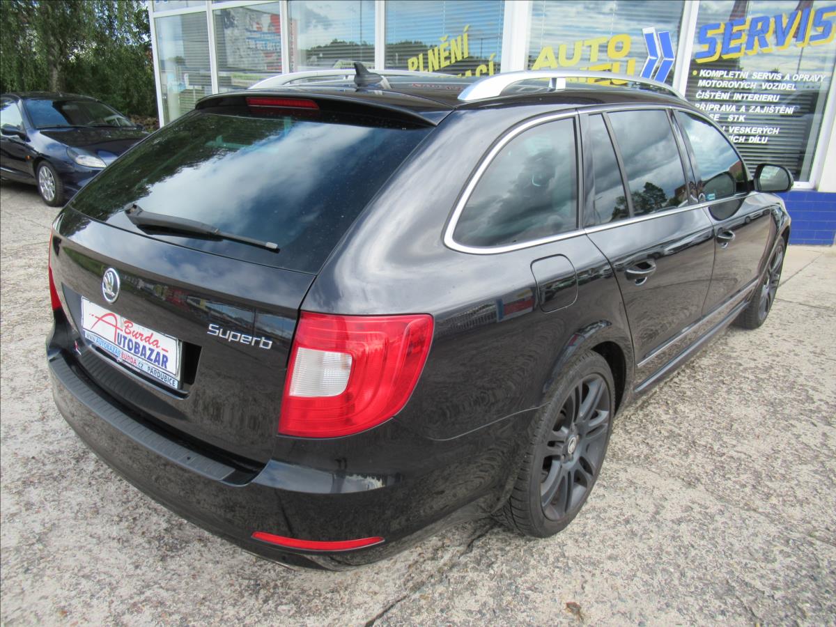Škoda Superb