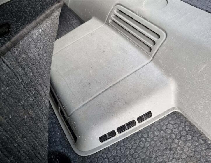 Opel Vivaro 26