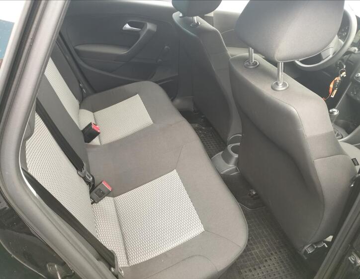 Volkswagen Polo 9
