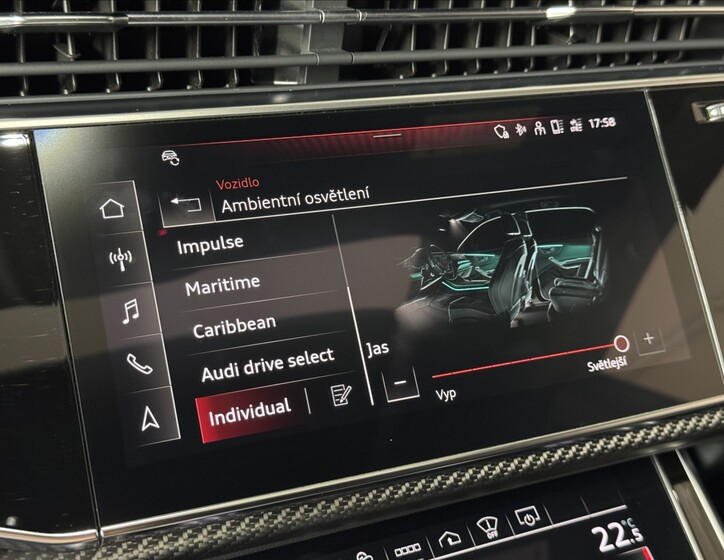 Audi RS Q8 40