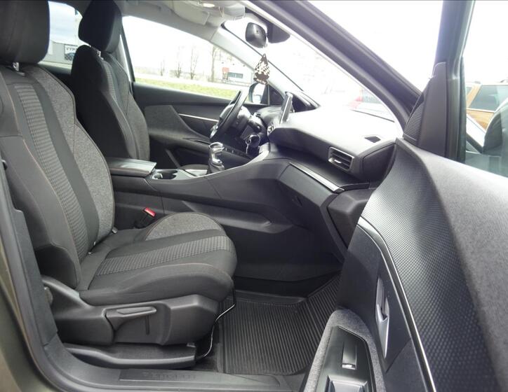 Peugeot 3008 26