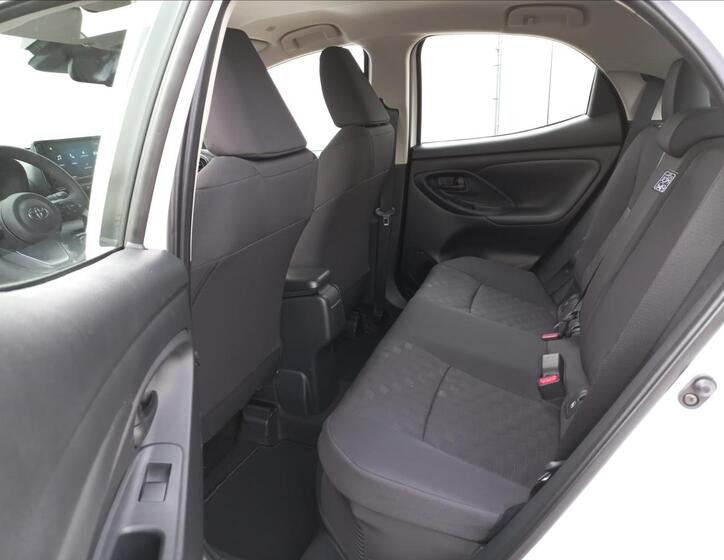 Toyota Yaris 11