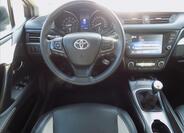 Toyota Avensis 17