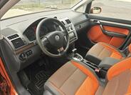 Volkswagen Touran 10