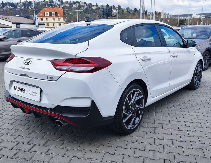 Hyundai i30 5