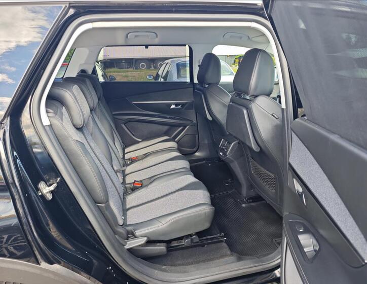 Peugeot 5008 15