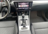 Škoda Superb 9