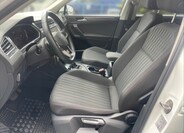 Volkswagen Tiguan 7