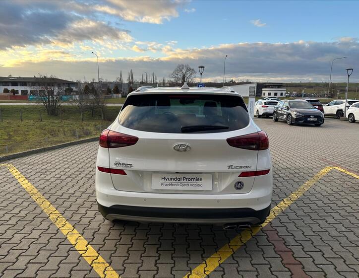 Hyundai Tucson 5