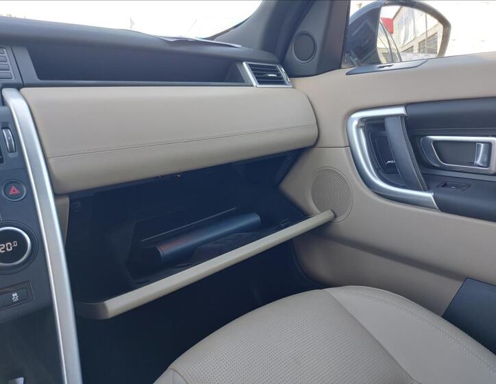 Land Rover Discovery Sport 39