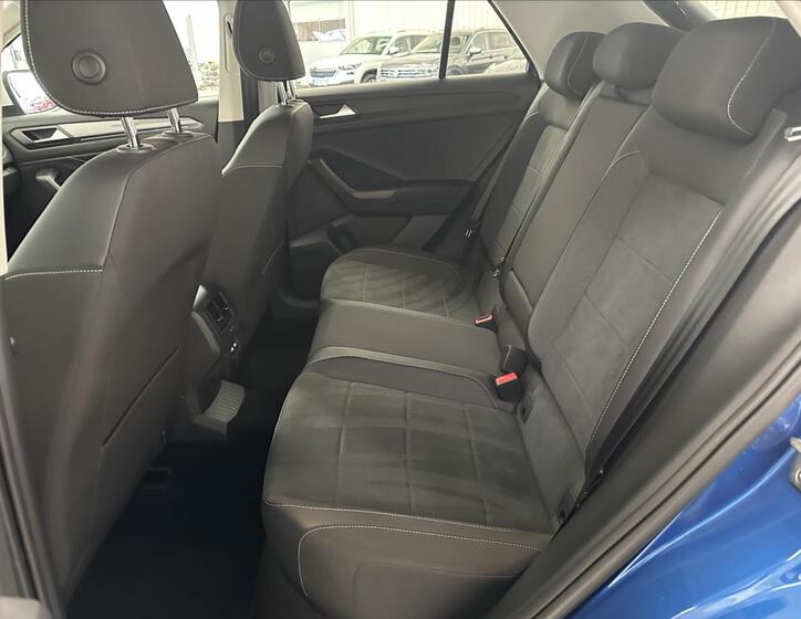 Volkswagen T-Roc 19