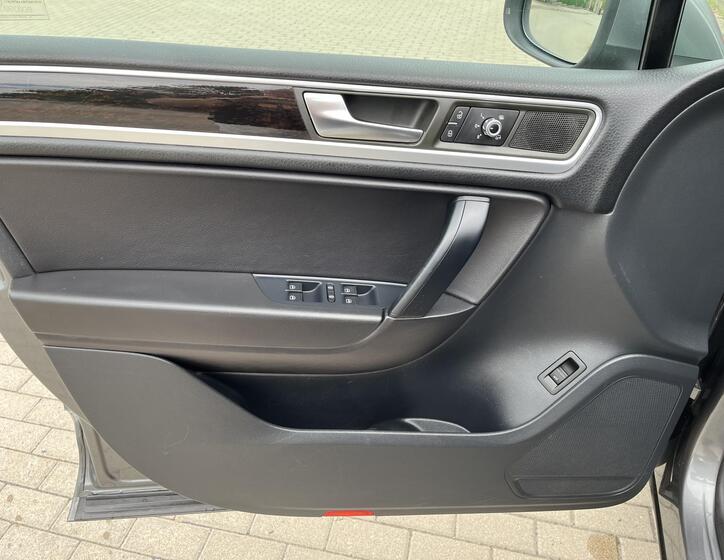Volkswagen Touareg 10