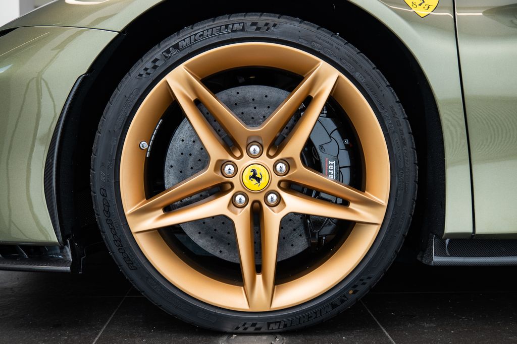 Ferrari SF90