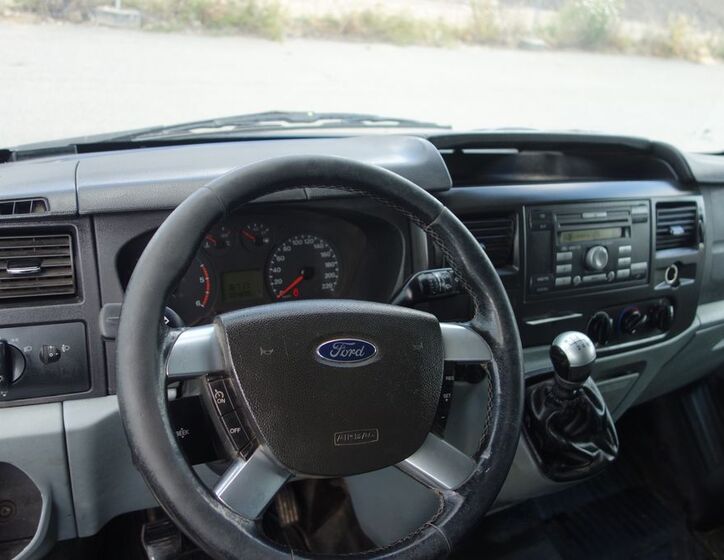 Ford Transit 10