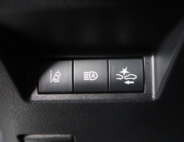Toyota Yaris 23