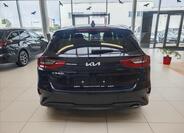 KIA Ceed 4