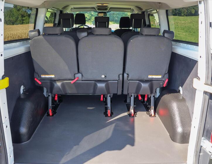 Ford Transit Custom 10