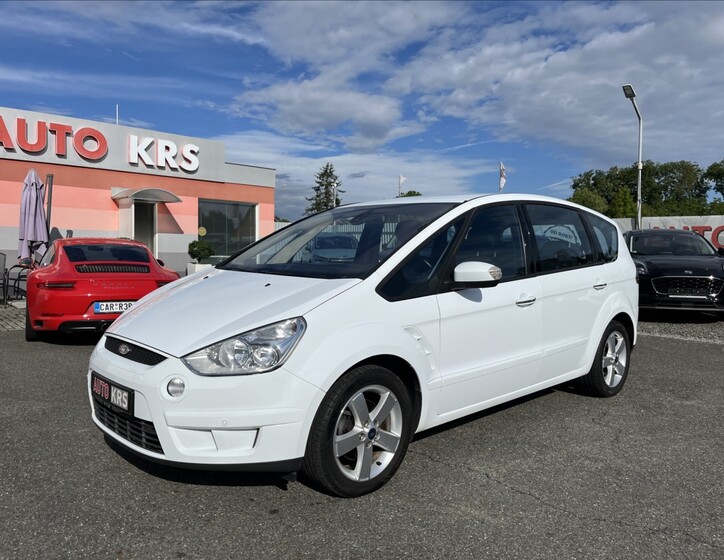 Ford S-MAX 11