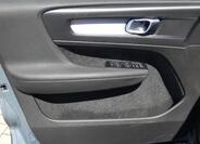 Volvo XC40 8