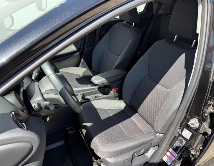 Toyota Yaris 10