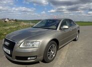 Audi A8 1
