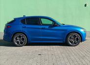Alfa Romeo Stelvio 6