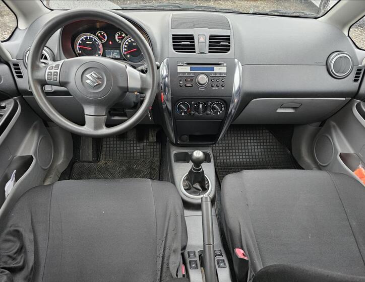 Suzuki SX4 15