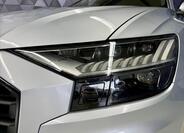Audi Q8 8