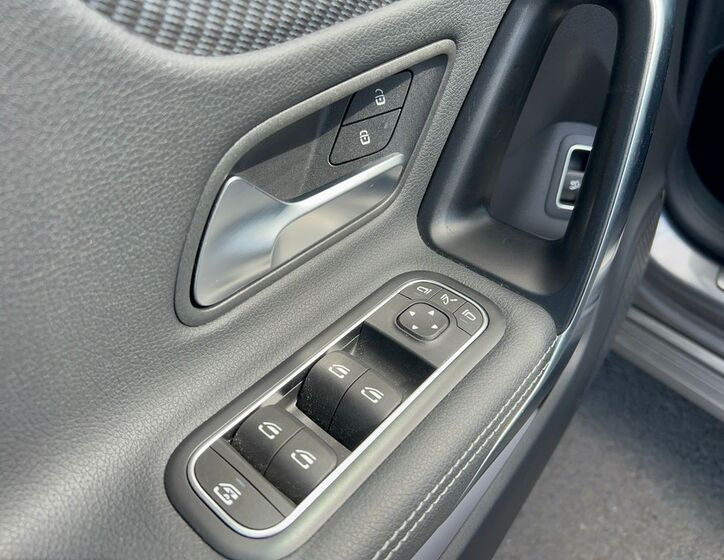 Mercedes-Benz CLA 24