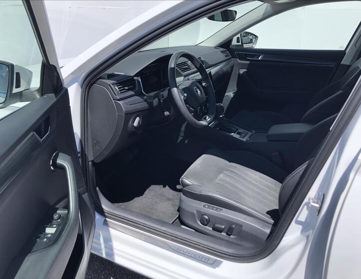 Škoda Superb 5