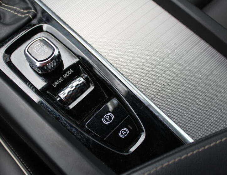 Volvo XC60 11