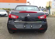 Mitsubishi Colt 7