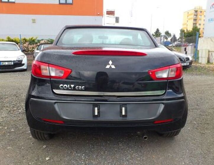 Mitsubishi Colt 7