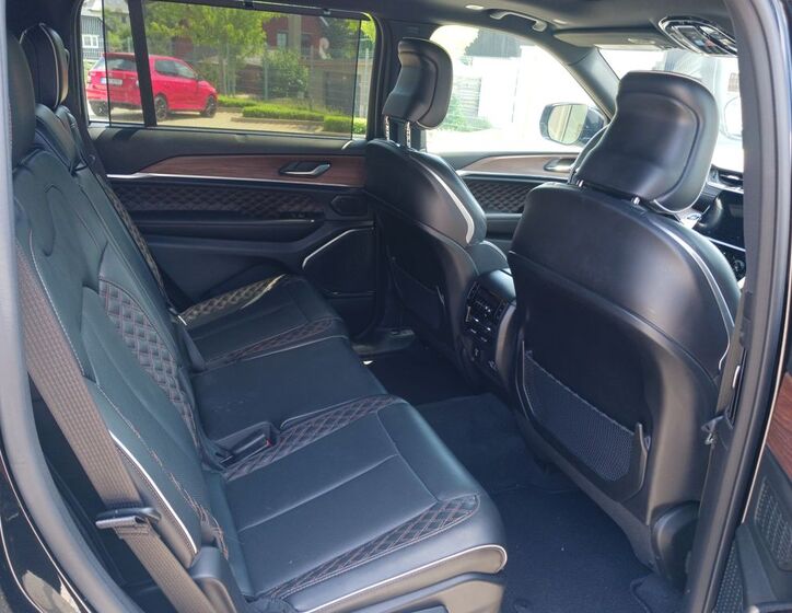 Jeep Grand Cherokee 15