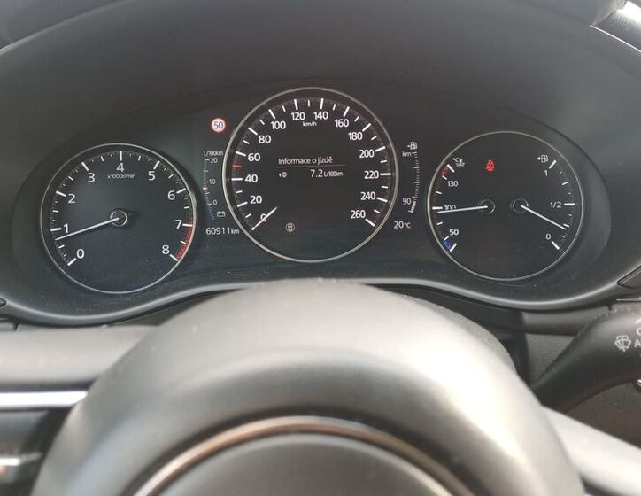 Mazda 3 5