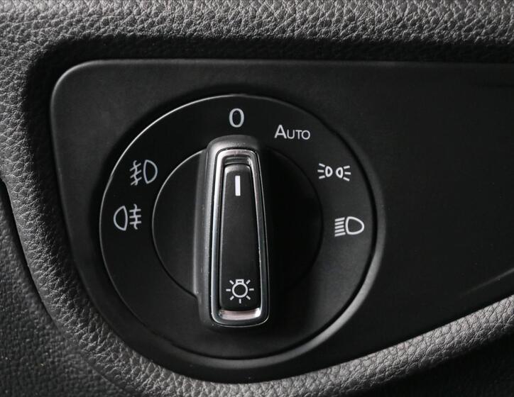 Volkswagen Touran 27