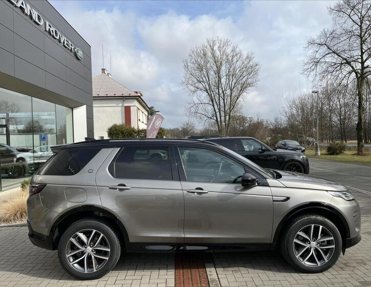 Land Rover Discovery Sport 4