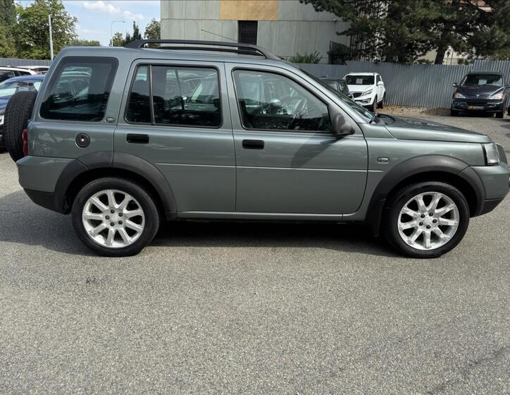 Land Rover Freelander 13