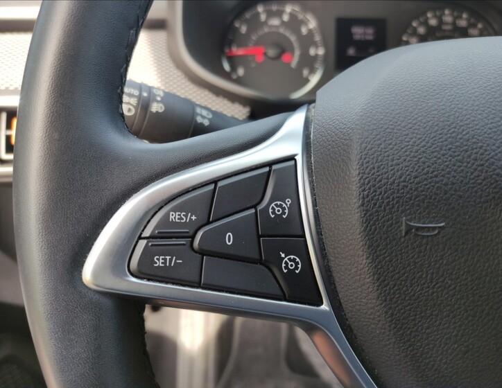 Dacia Sandero 10