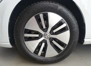 Volkswagen Golf 32