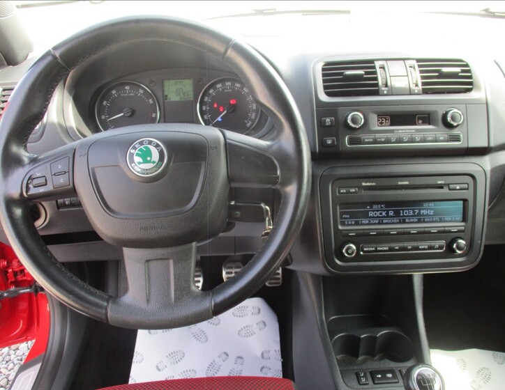 Škoda Fabia 15