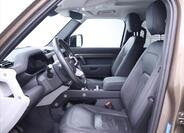 Land Rover Defender 12