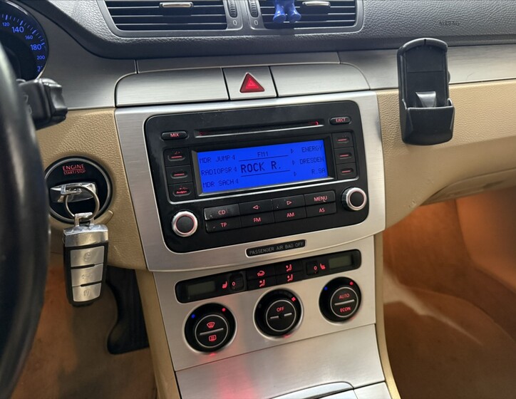Volkswagen Passat 10