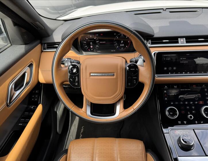 Land Rover Range Rover Velar 14