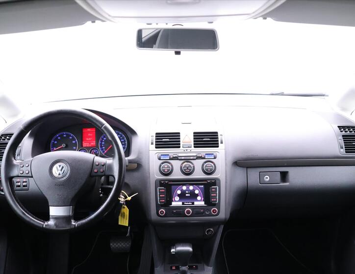 Volkswagen Touran 21