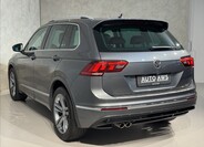Volkswagen Tiguan 9
