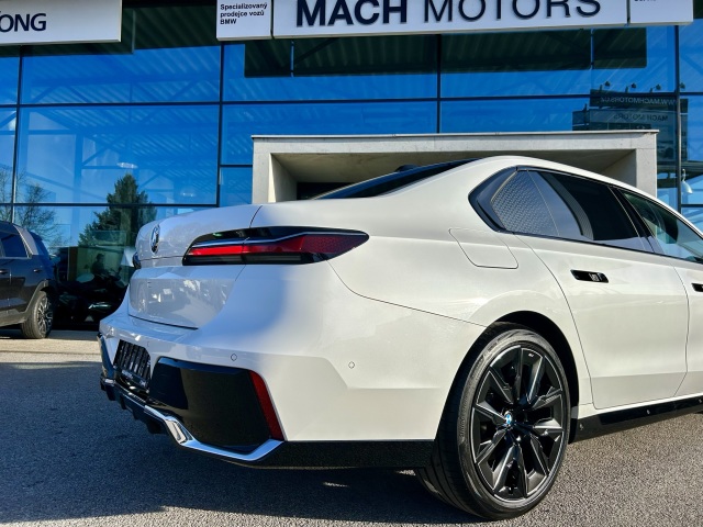 BMW Řada 7
