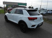 Volkswagen T-Roc 10