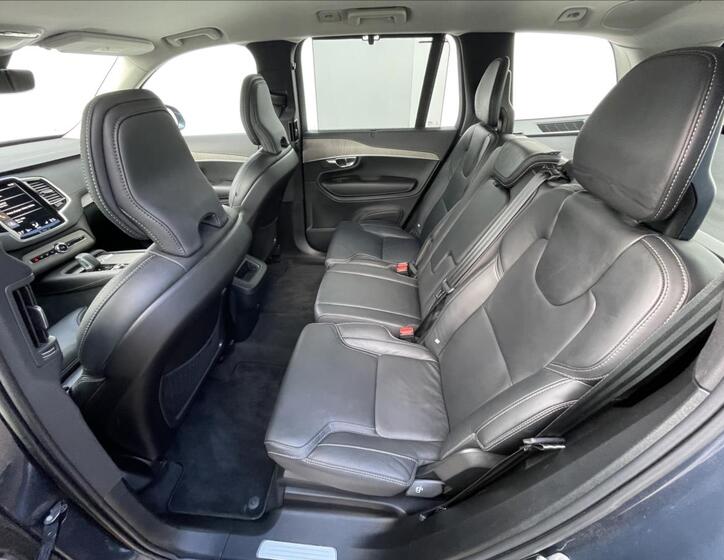 Volvo XC90 15