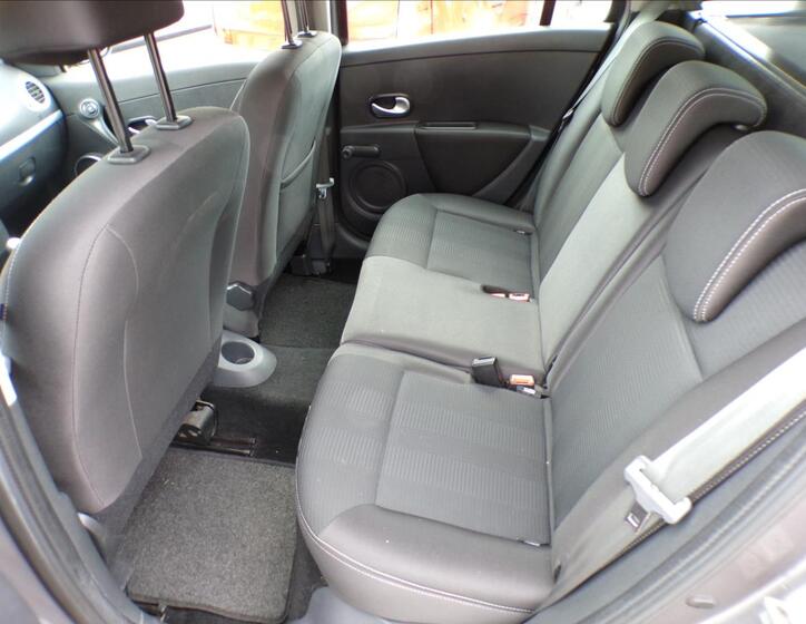 Renault Clio 15